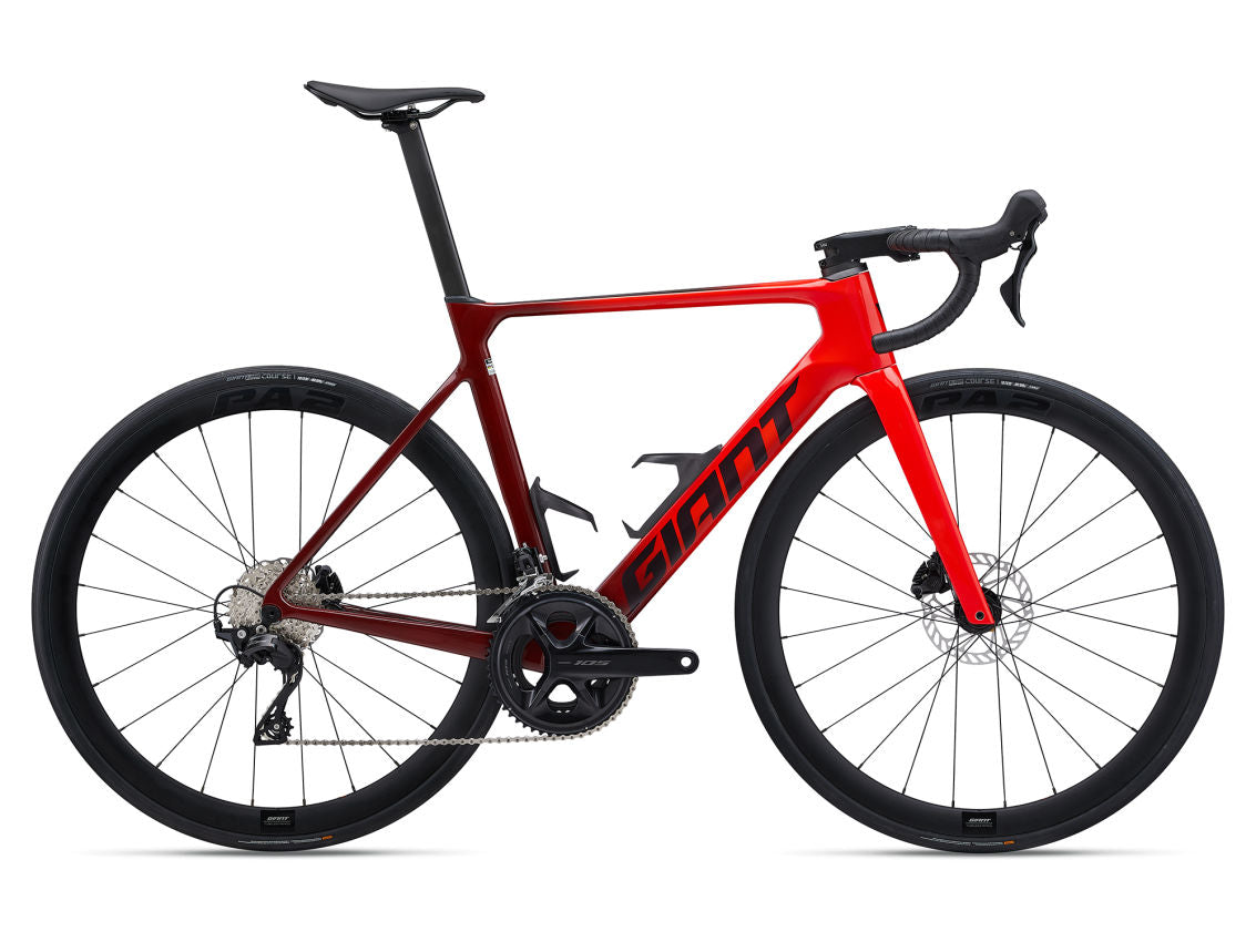 Giant 2025 defy red