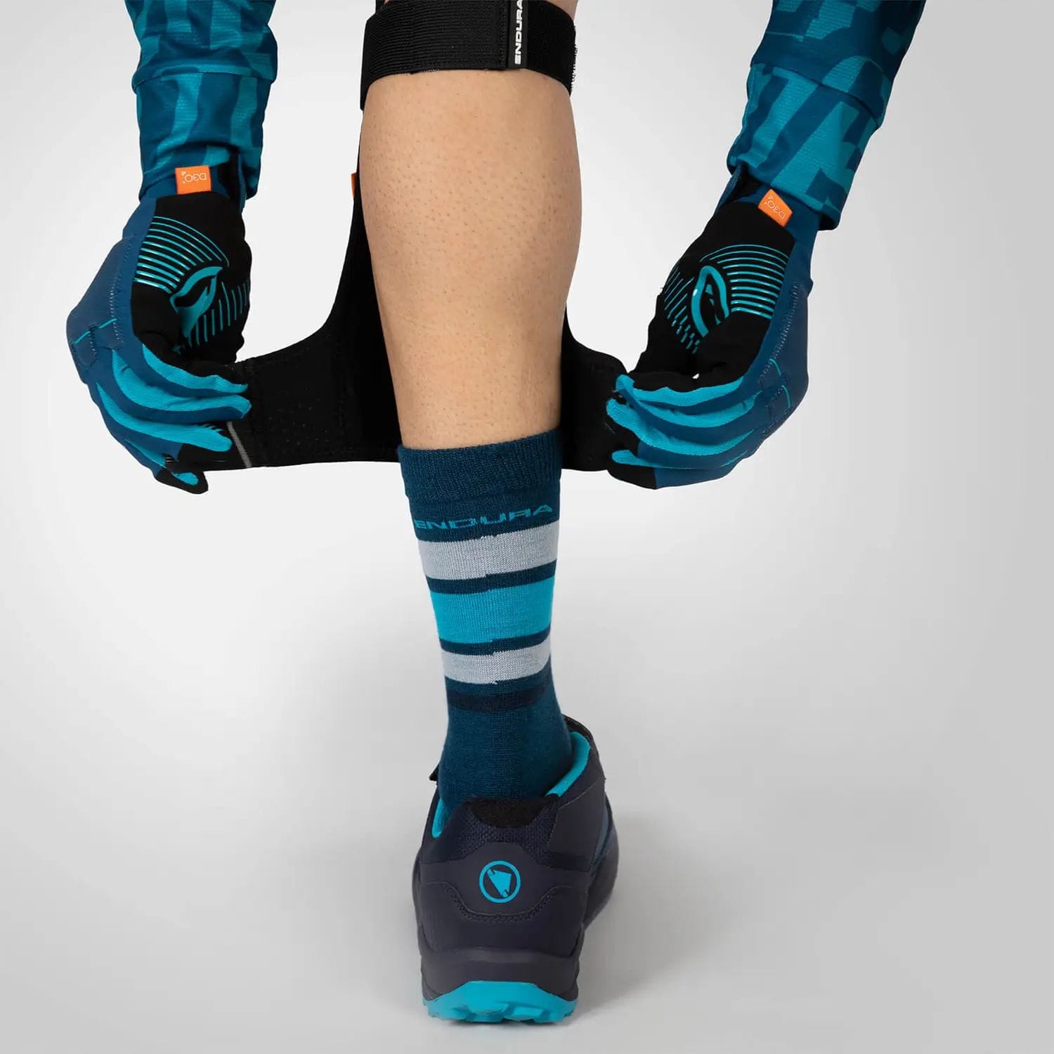 Endura knee 2024 shin pads