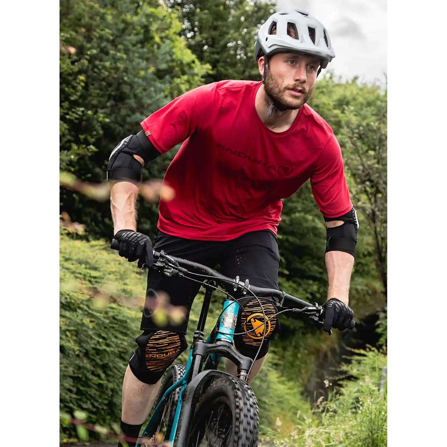 Endura singletrack discount youth knee protector