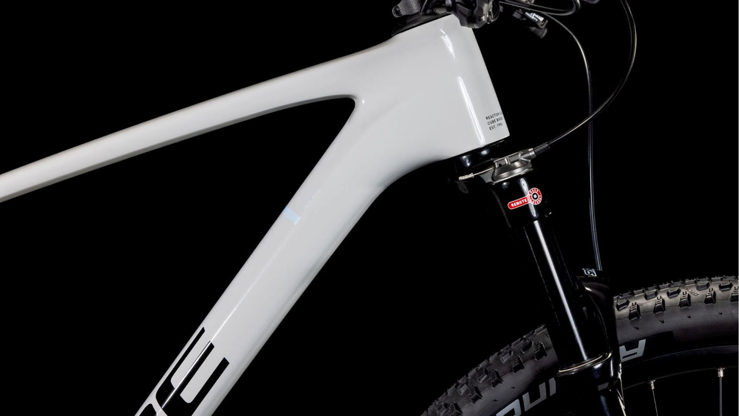 CUBE REACTION C:62 ONE HARDTAIL MTB BIKE 2025 COTTON' N 'WHITE