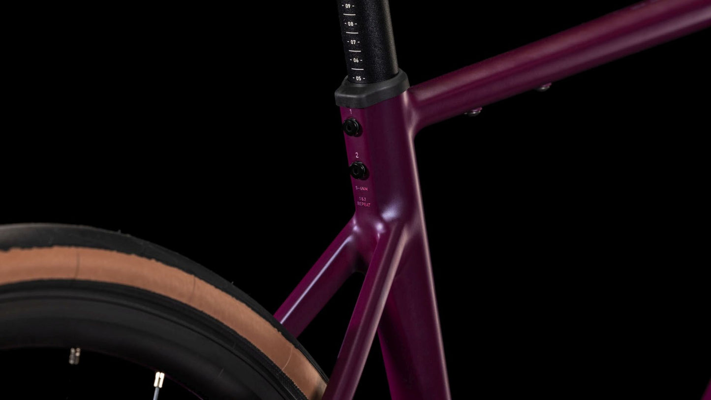 CUBE ATTAIN PRO ROAD BIKE 2025 HYPERPURPLE' N 'HELIO