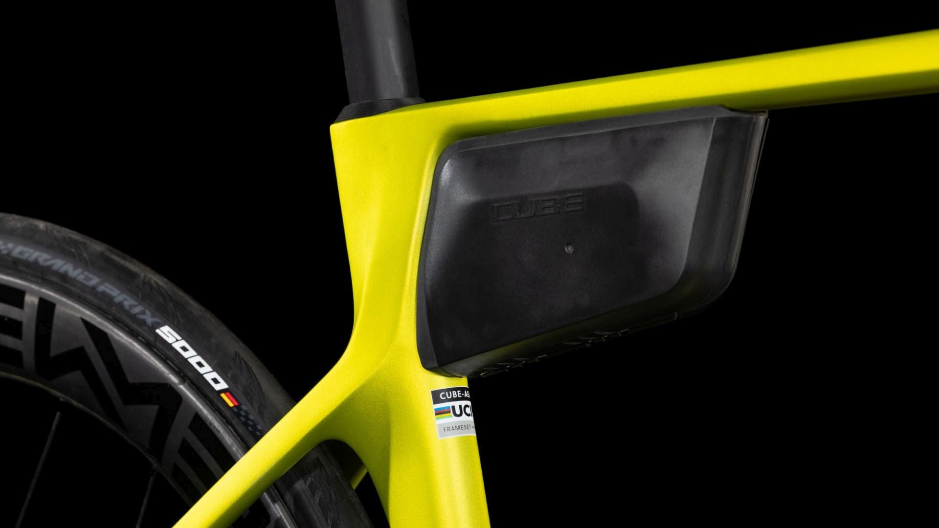 CUBE AGREE C:62 RACE ROAD BIKE 2025 FLASHLIME' N 'BLACK