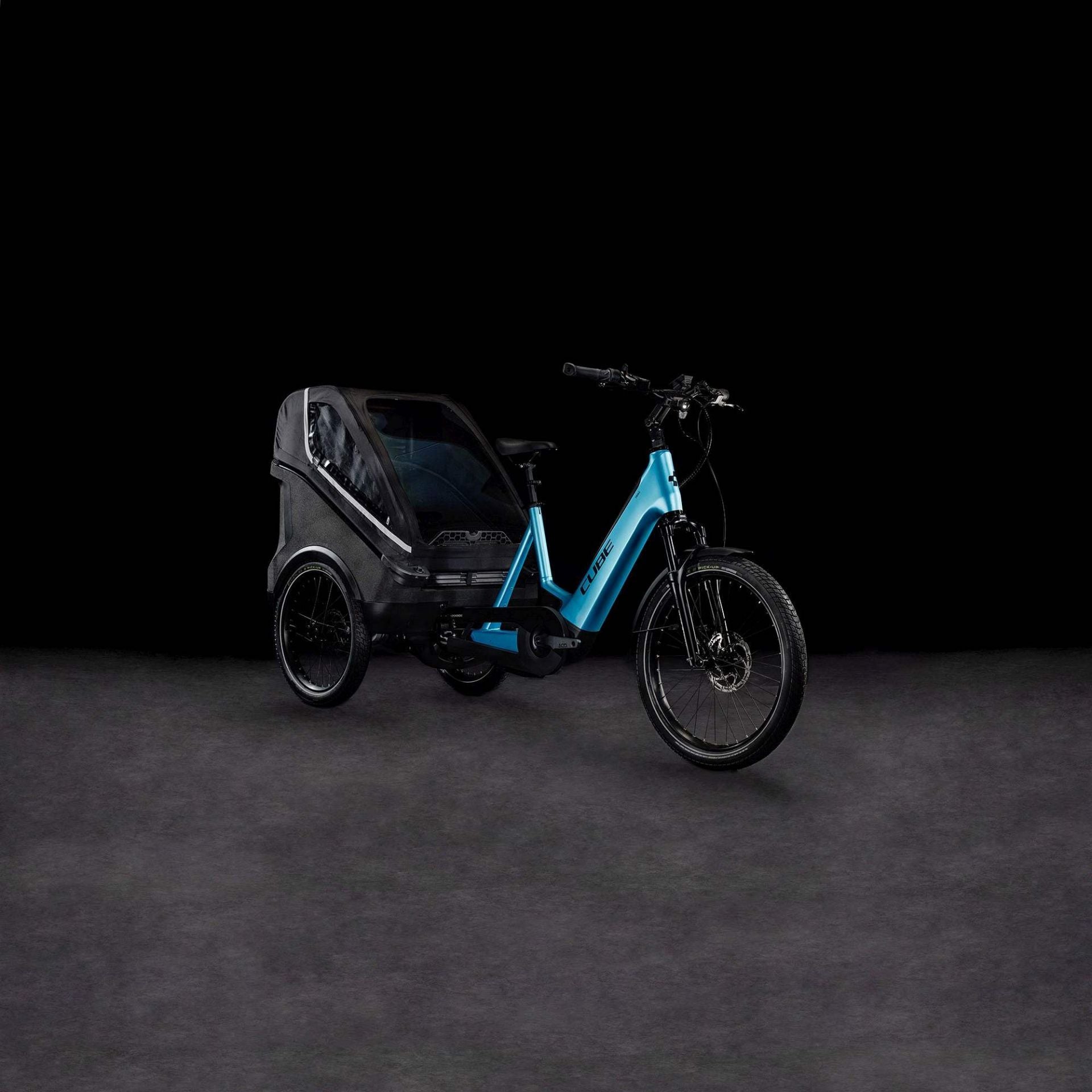 CUBE TRIKE FAMILY HYBRID 750 E-BIKE 2024 BLUE 'N' REFLEX