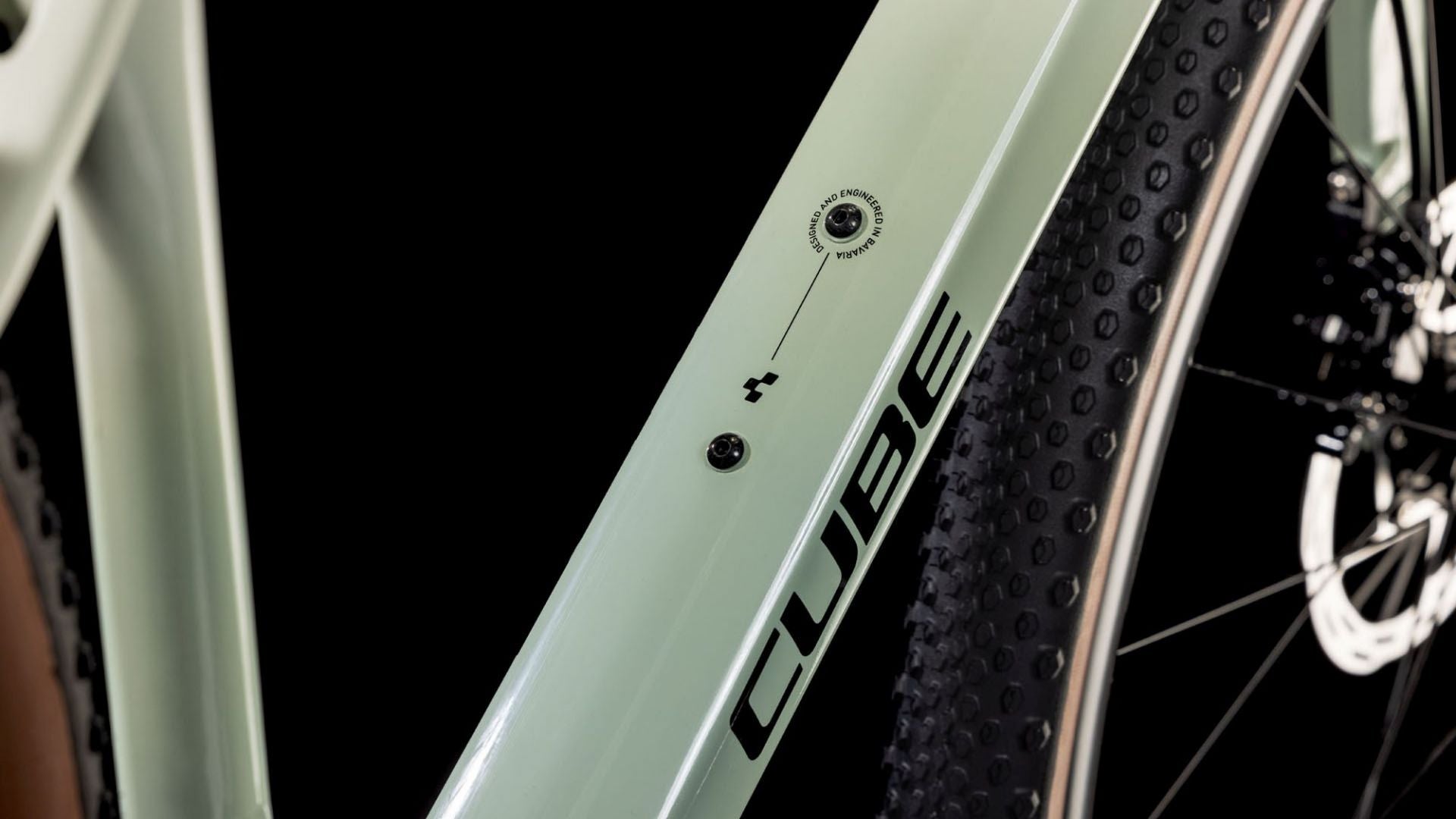 CUBE NUROAD C:62 EX GRAVEL BIKE 2025 DESSERTSTONE' N 'GREEN