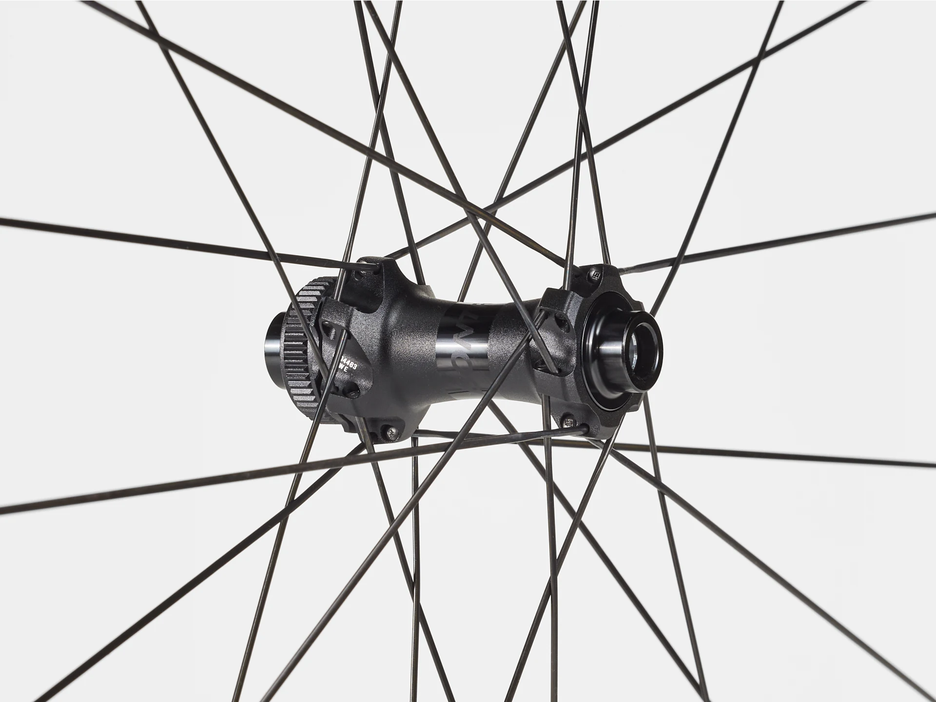 BONTRAGER AEOLUS PRO 37V DISC TLR FRONT WHEEL