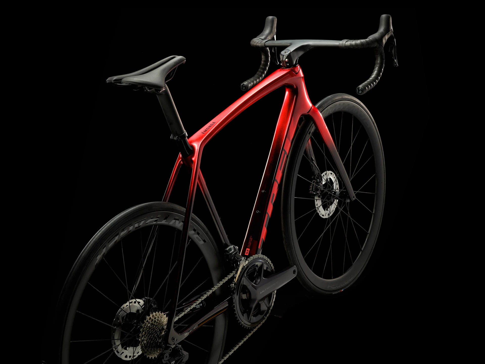 TREK EMONDA SLR 7 CARBON ROAD BIKE 2024 METALLIC RED SMOKE TO RED CARBON SMOKE