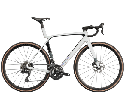 TREK MADONE SL 6 GEN 8 ROAD BIKE 2025 WHITE PRISMATIC