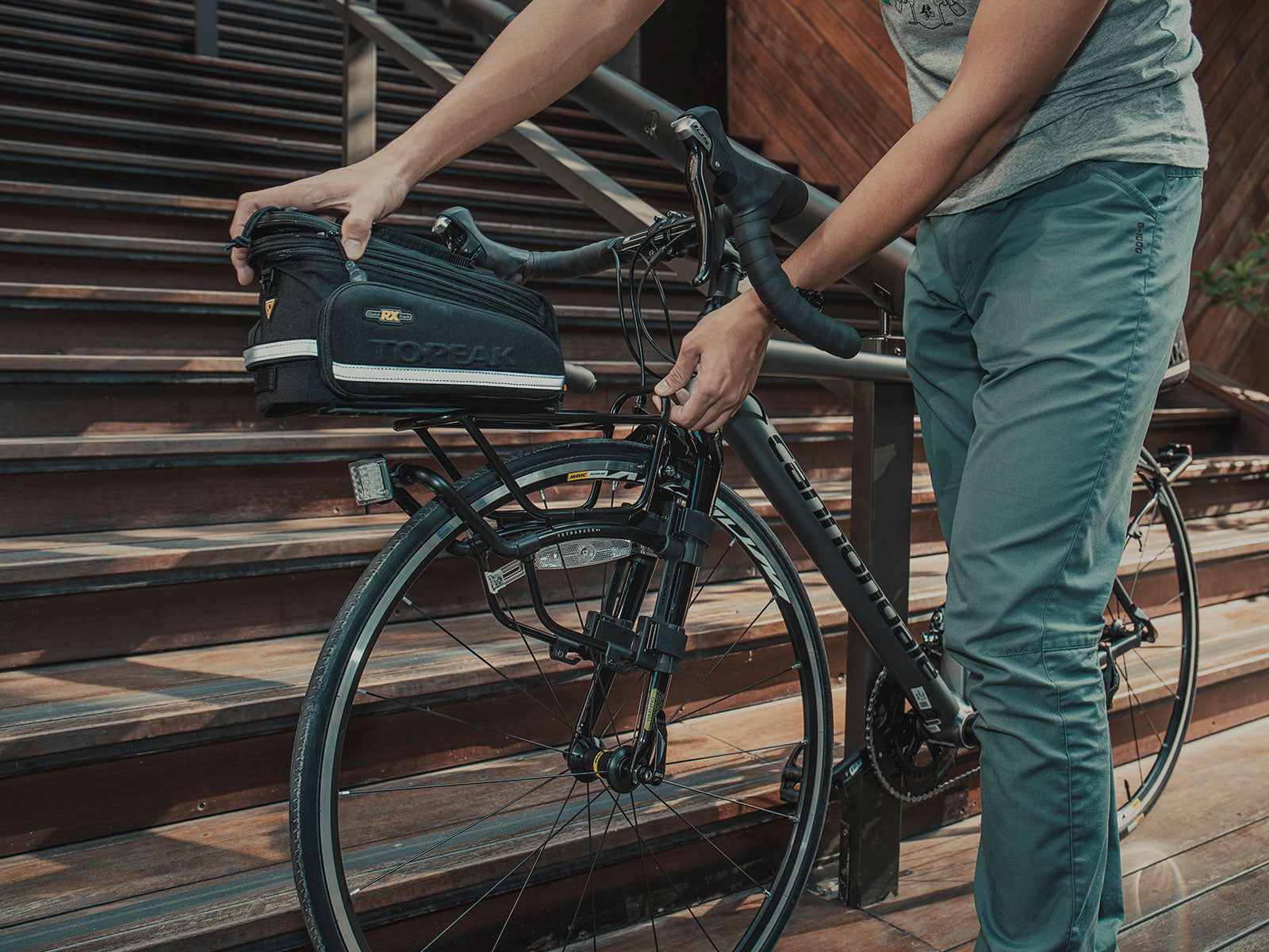 TOPEAK TETRARACK R1 FOR ROAD AND GRAVEL FORKS