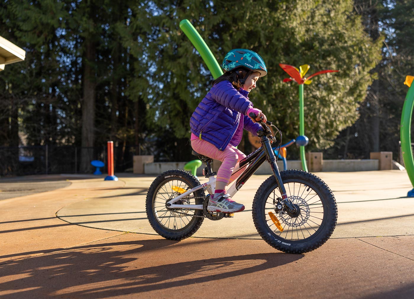 LAZER NUTZ KINETICORE UNI-YOUTH HELMET DRAGONS